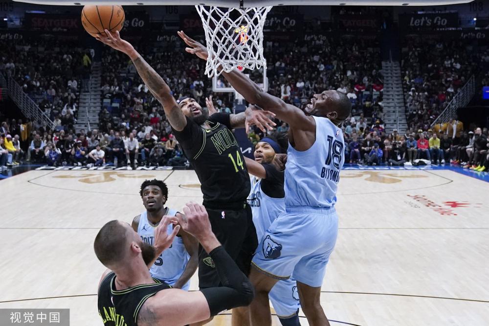 阿尔瓦雷斯 阿尔瓦雷斯